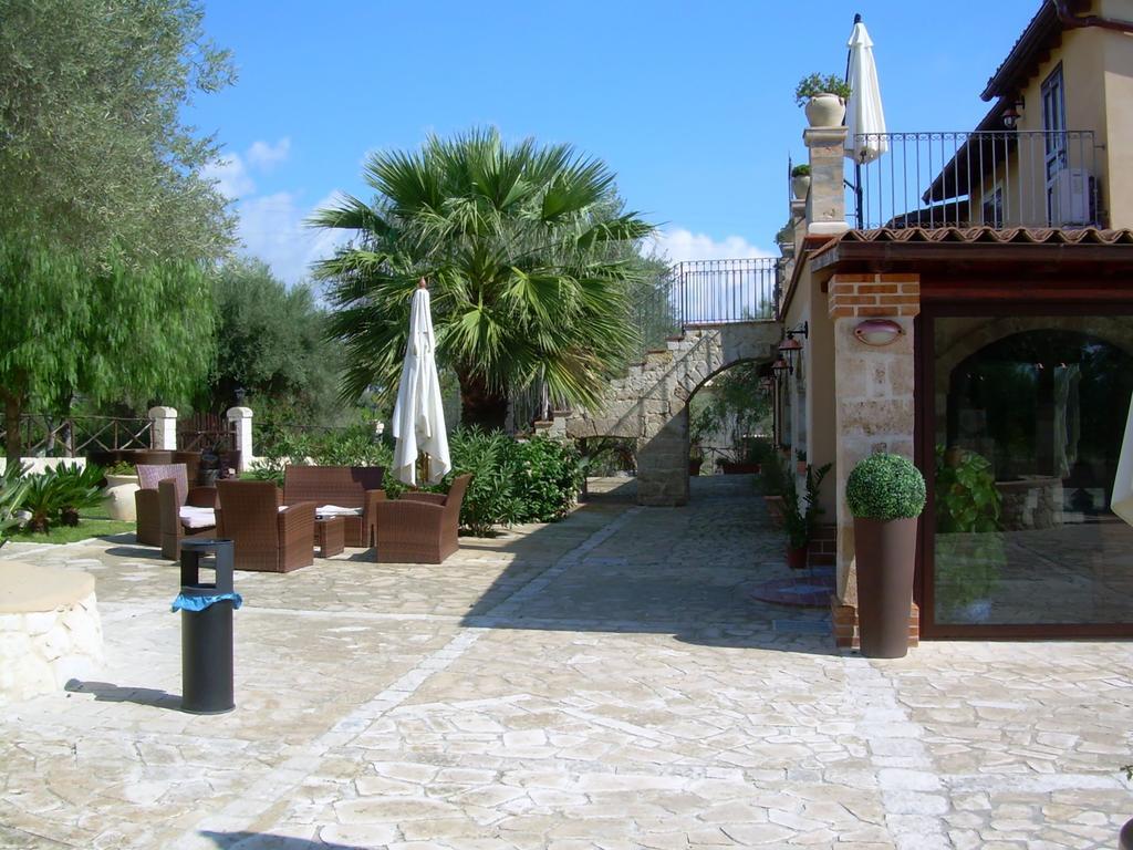 B&B Casale Siciliano Di Miryam Tiralongo Avola Εξωτερικό φωτογραφία