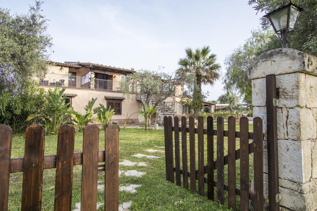 B&B Casale Siciliano Di Miryam Tiralongo Avola Εξωτερικό φωτογραφία
