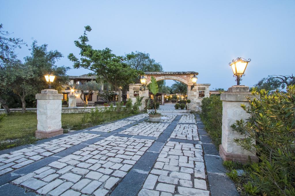 B&B Casale Siciliano Di Miryam Tiralongo Avola Εξωτερικό φωτογραφία