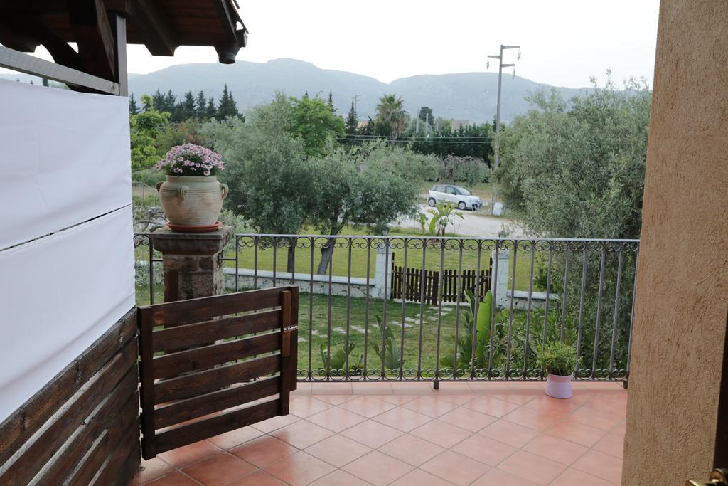 B&B Casale Siciliano Di Miryam Tiralongo Avola Εξωτερικό φωτογραφία